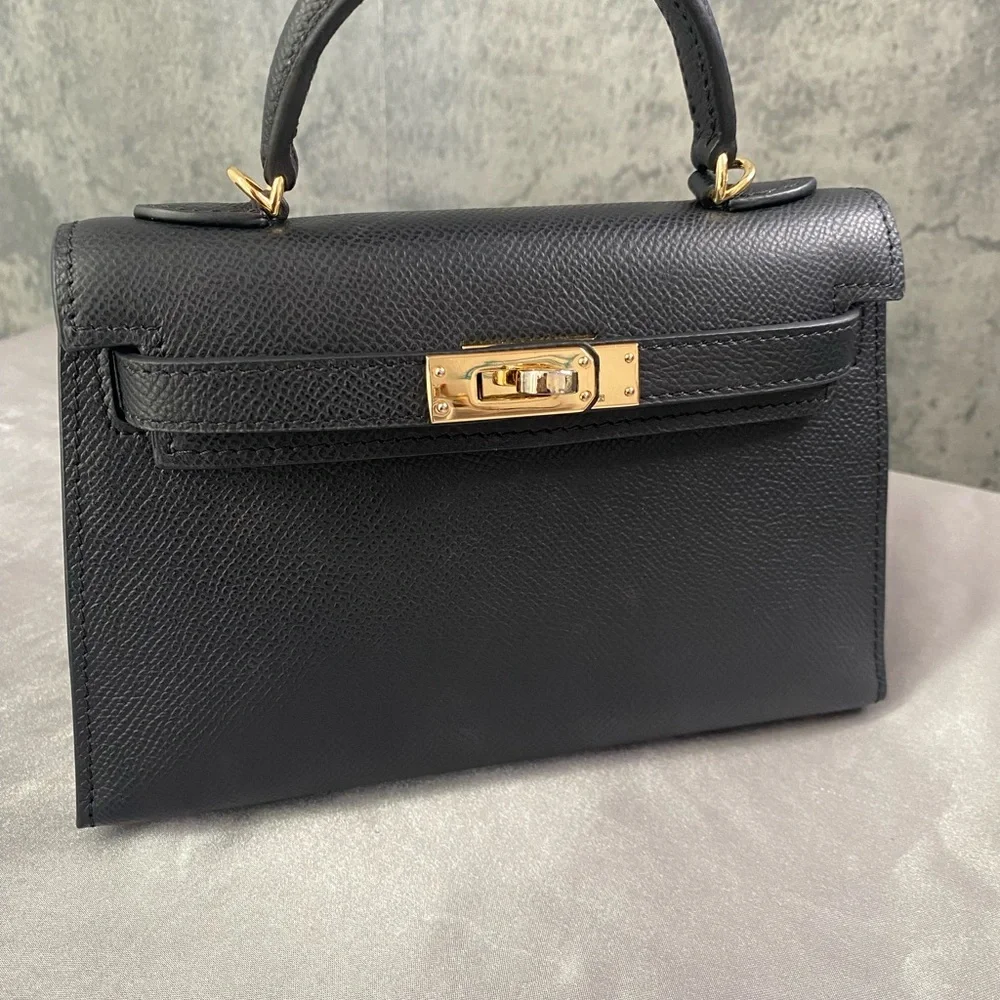 Hermès Mini Kelly (20cm) in black Epsom leather - Picture 2 of 16